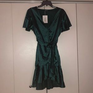 Emerald Bloom Chic Wrap Dress